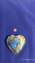 Load image into Gallery viewer, Resin Casting - Heart 2181

